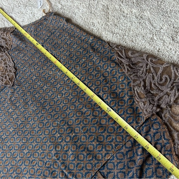 ⭐️BOGO FREE⭐️ GIMMICKS by Buckle Grunge Lace and Cotton Top S - Picture 7 of 10